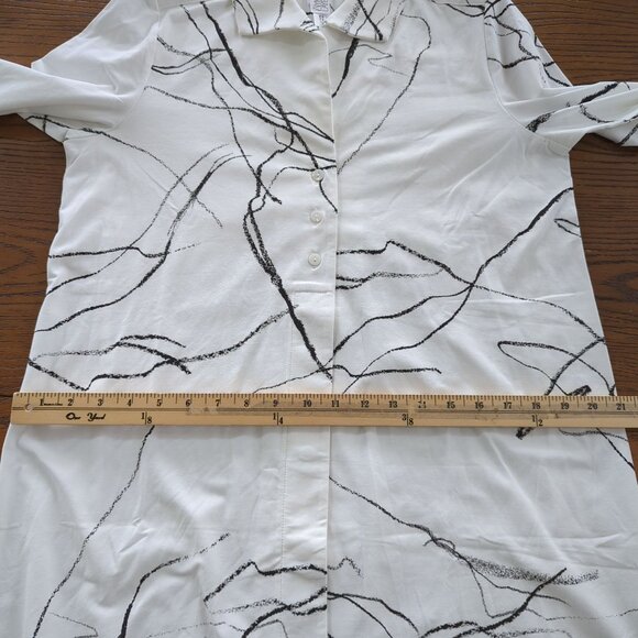 Wynne Layers long sleeve black white geometric high low Tunic button front sz XS - Picture 12 of 13